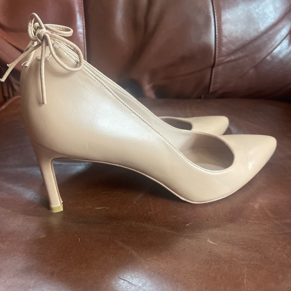 Stuart Weitzman Women's Beige Heels